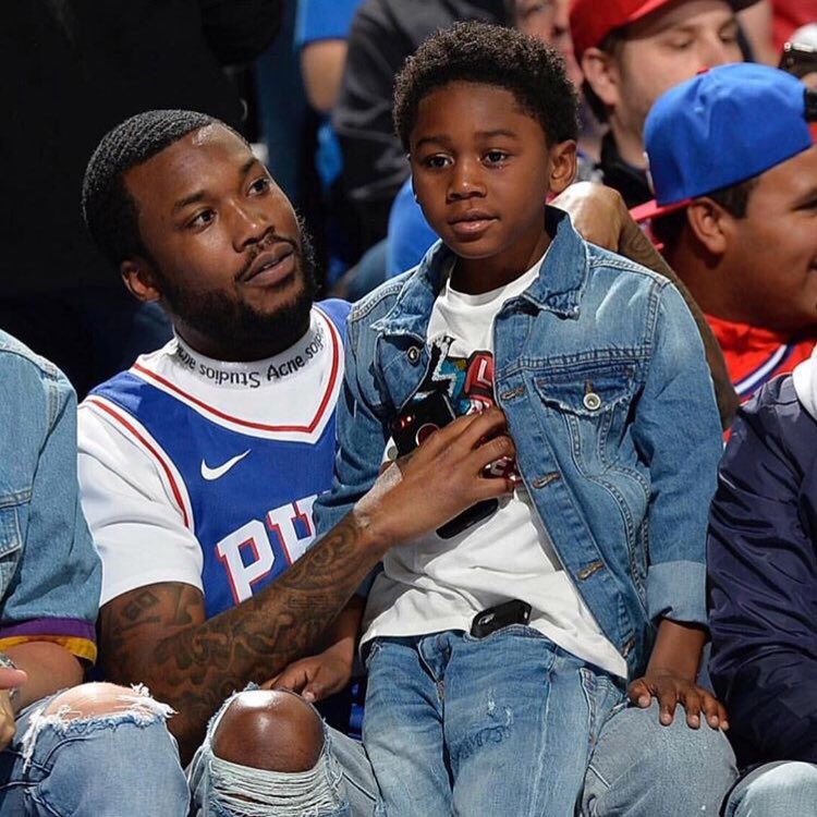 Meek Mill Son Papi – Courtside At The 76ers Heat Game